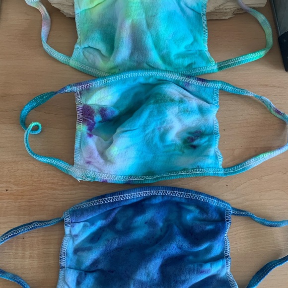 Nwt blue & green tie dye mask bundle! - Picture 8 of 10